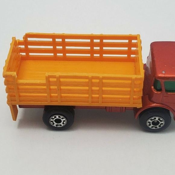 Matchbox N71 CATTLE TRUCK 1976 RED/ORANGE - Picture 2 of 6